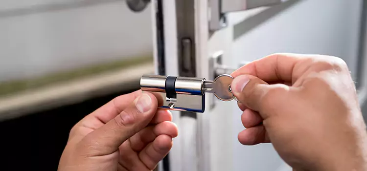 Emergency Locksmith for House Highland